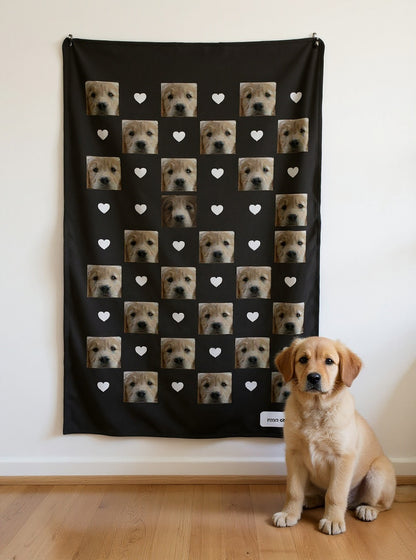 Plaid mosaïque chien suspendu avec chiot réel